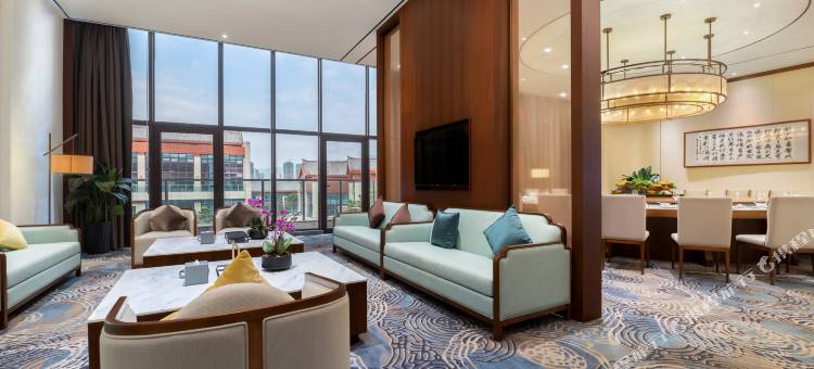 盘州月亮山庄酒店图片