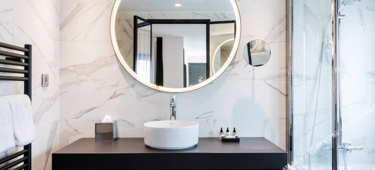 巴黎城区LAZ水疗酒店(Laz' Hotel Spa Urbain Paris)图片