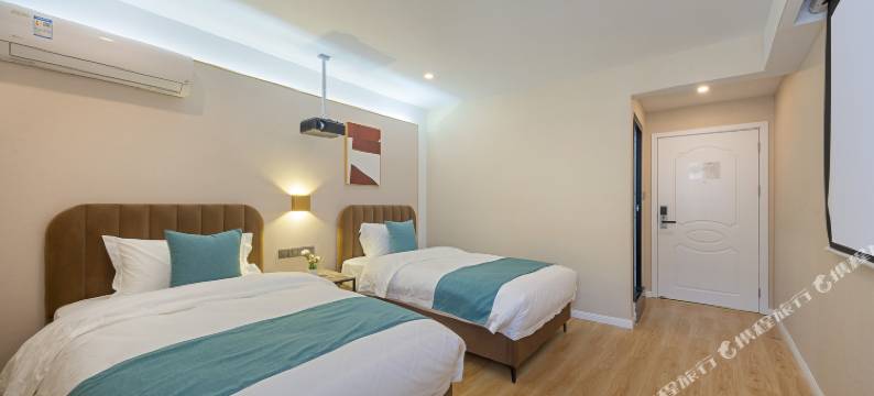 海宁致爱情侣主题酒店图片