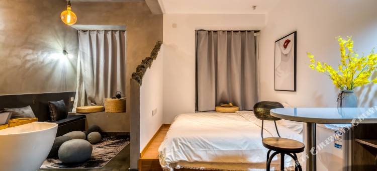 暖幢城宿酒店式公寓(群力王府井店)图片