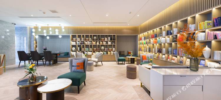 连云港海洋大学苍梧路亚朵酒店图片