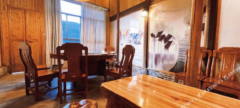 黄山知还云岫轻奢湖景度假民宿(太平湖风景区店)图片