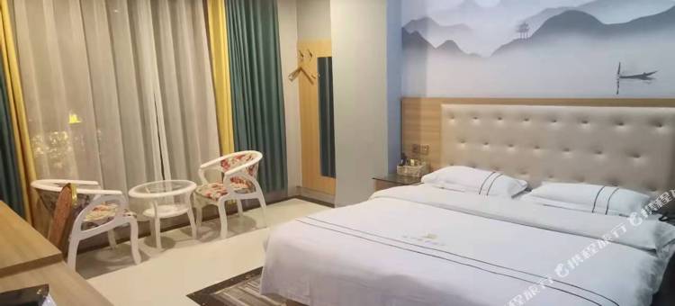 册亨城市假日酒店(县政府坝坝篮球场店)图片