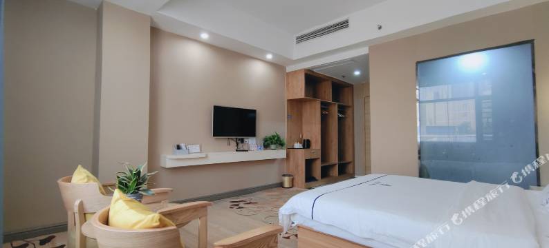 钟山悦涵酒店(钟山西站店)图片