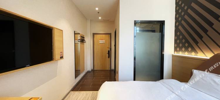 IU酒店(天津津南国家会展中心大学城店)图片