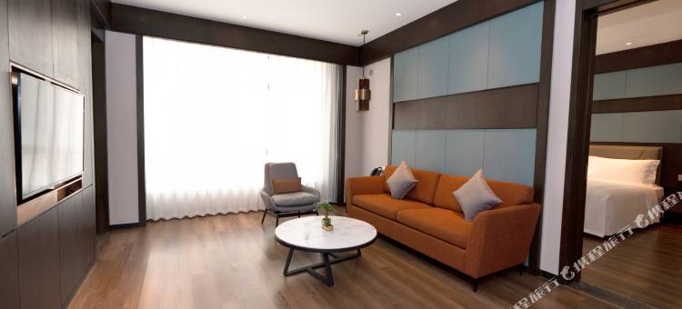 山南世纪域景酒店图片