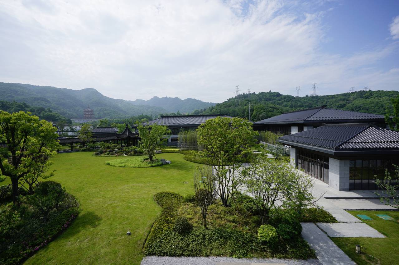 南镇·千山翠酒店图片
