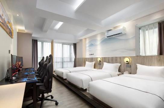 沈阳坦派斯特电竞公寓