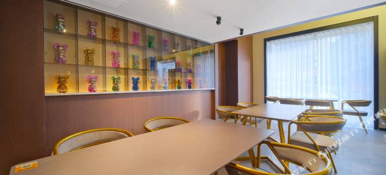 台州陌客酒店(台州体育中心店)图片