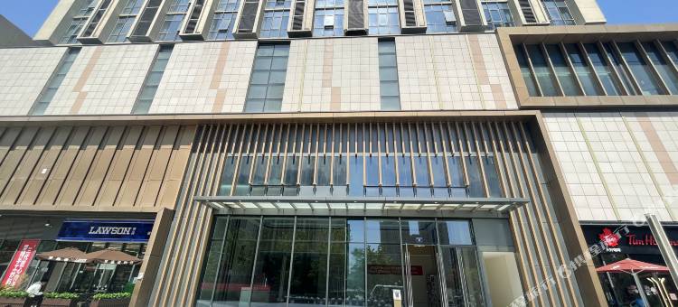 青岚影音公寓(宁波会展中心高新宝龙店)图片