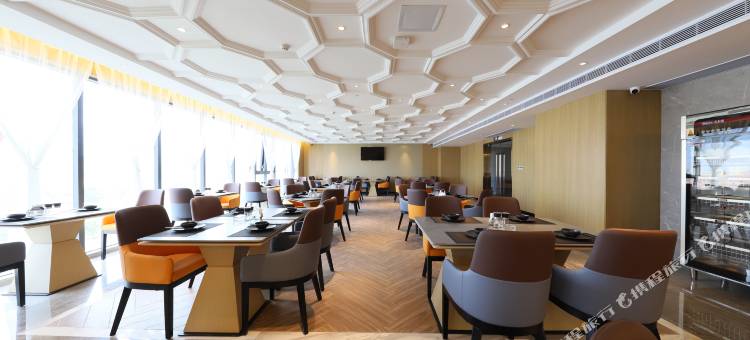 维也纳国际酒店(玉溪聂耳音乐广场店)图片