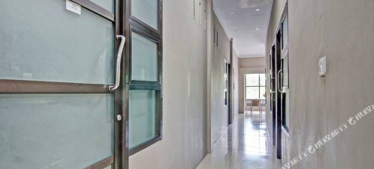 OYO 努尔伊斯兰旅馆(Hotel O Penginapan Noer Syariah)图片