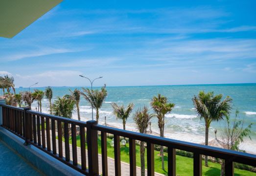 BLOOMING LOTUS RESORT Hotel Overview