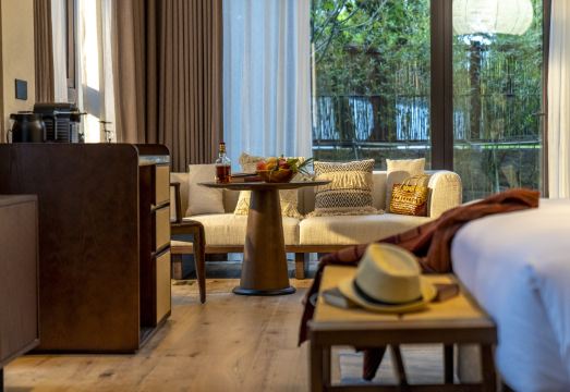 naked Home Shushan·Suzhou Hotel Overview