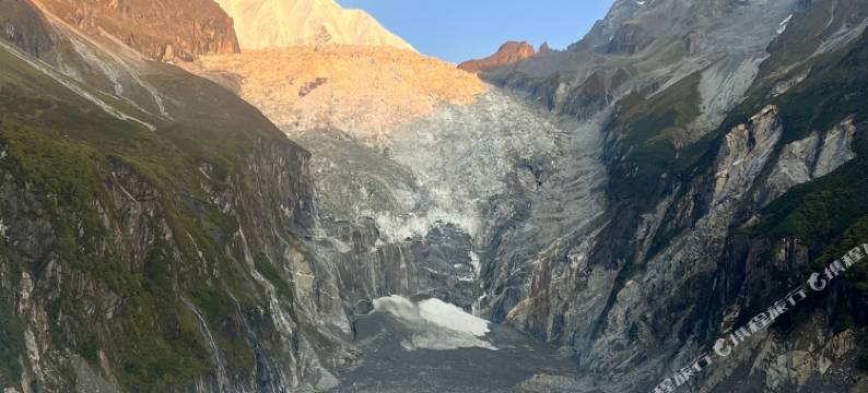 山栖小舍精品民宿(海螺沟冰川森林公园游客中心店)图片