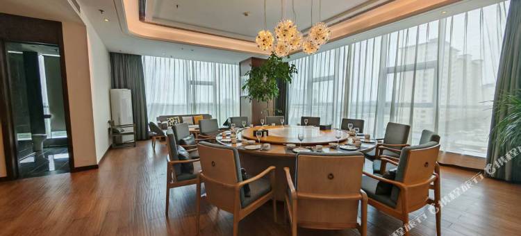 Ai·住欢朋酒店(石家庄灵寿县政府松阳公园店)图片