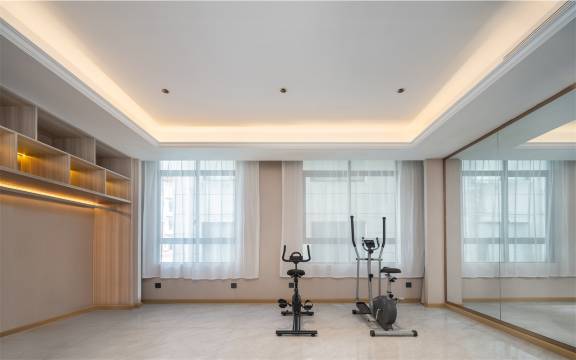 维也纳酒店(吉隆镇店)图片