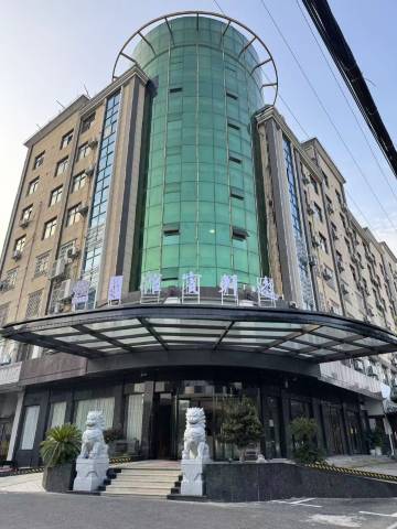 逸轩宾馆(上饶广丰高新开发区店)