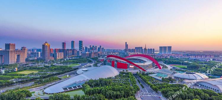 白玉兰酒店(南京奥体中心河西金鹰店)图片