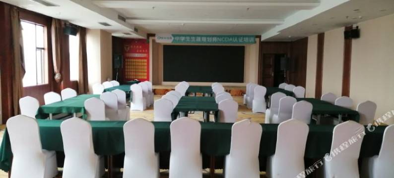 武汉虎泉青年酒店图片