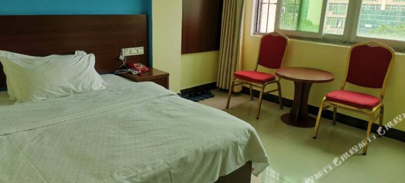 鸿泰商务宾馆(湛江世贸店)图片