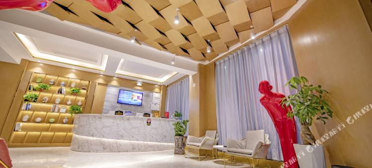 阜阳自然醒春季酒店(颍州文峰公园二里井夜市店)图片