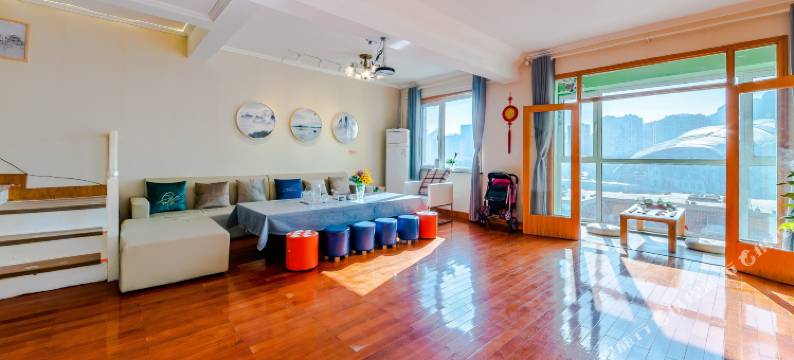 玺乐民宿(青岛国信体育场店)图片