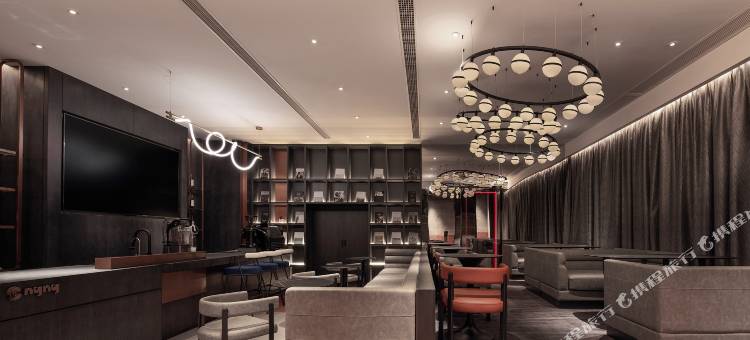 南昌NGNG酒店(红谷滩万达广场卫东地铁站店)图片