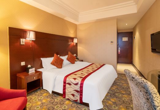 Ramada by Wyndham Hotel Shanghai Wujiaochang Hotel Overview