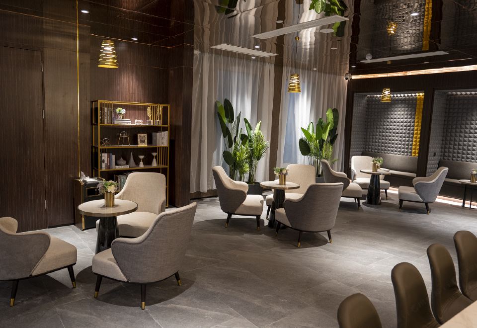 Homeinn Plus Hotel (Langxi Guogou Plaza) Hotel Overview