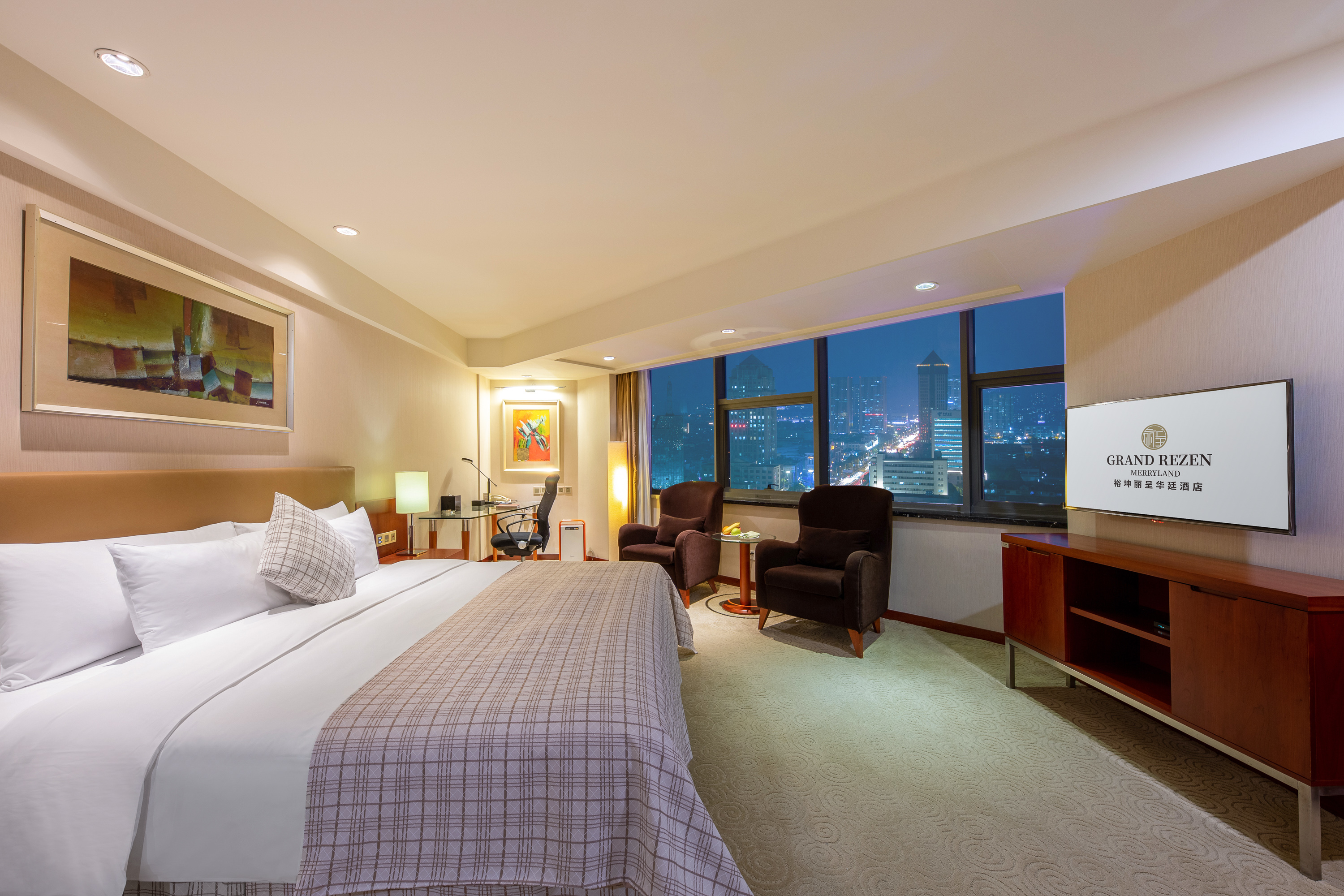 Grand Rezen Hotel Merryland Changshu Over view