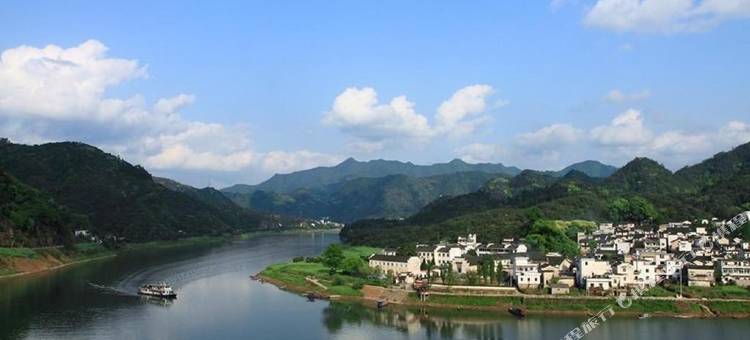 如家诗柏·云酒店(歙县徽州古城店)图片