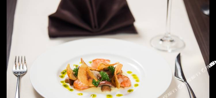 罗扎尼加伊酒店 - Destigo酒店(Hotel Różany Gaj - Destigo Hotels)图片