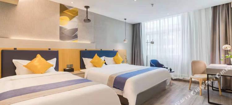 睿柏·云酒店(营口万达广场客运站店)图片