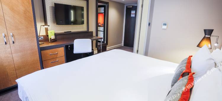 伦敦伊林希尔顿逸林酒店(DoubleTree by Hilton London Ealing)图片