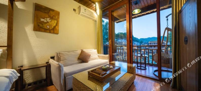 凤凰时光如初见江景客栈图片