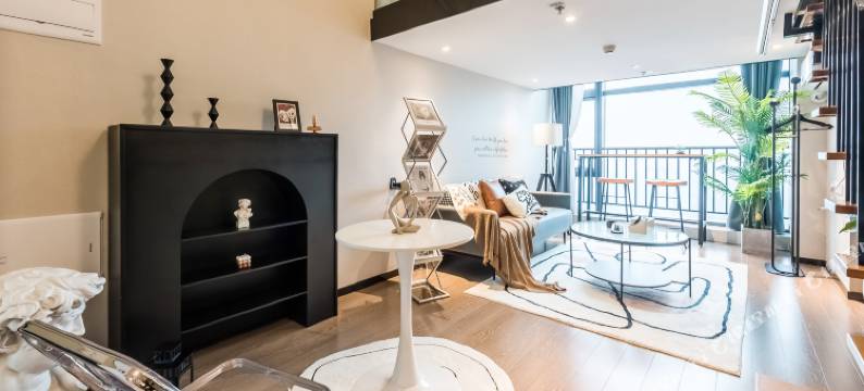 GS高空设计师自助酒店(成都人民北路店)图片