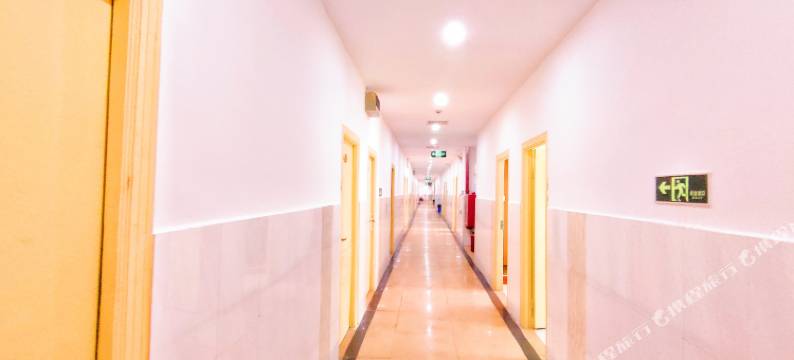 龙门精品旅馆(深圳国际会展中心店)图片