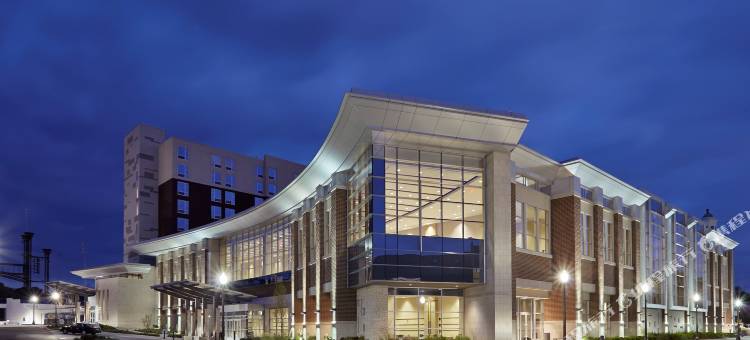 劳伦斯堡希尔顿逸林酒店(DoubleTree by Hilton Lawrenceburg)图片