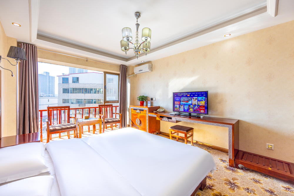 Tianyuan HotelOver view