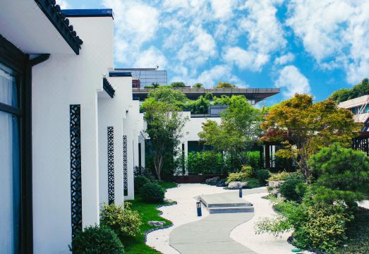 祺悦西湖文化酒店（杭州西湖湖滨银泰店）外景图