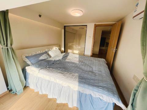 青岛橘子辉煌公寓