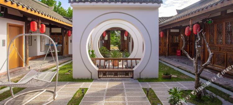 乐山梵越民宿图片