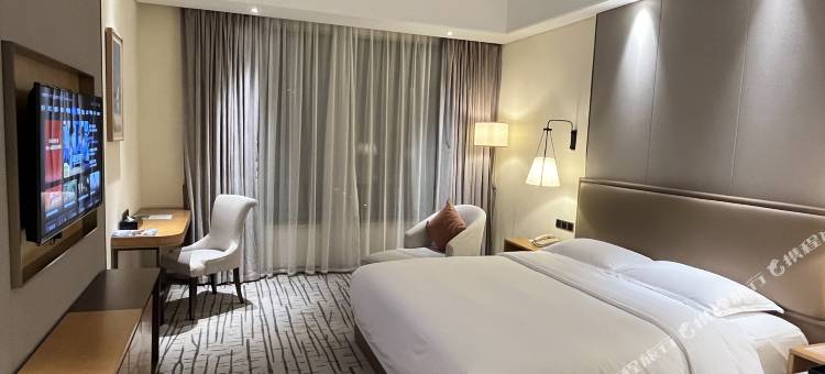 广州南鸿澳斯特酒店(南沙客运港站天后宫店)图片