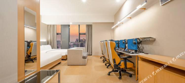 网鱼电竞酒店(无锡江南大学店)图片