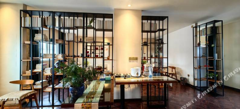 兰庭精品酒店(曲靖胜峰店)图片