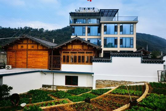 黄山市曙光太阳岛民宿(太平湖店)预订价格,联系电话位置地址【携程