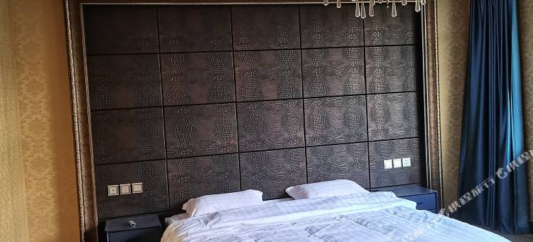 喀喇沁左翼凯风快捷宾馆图片