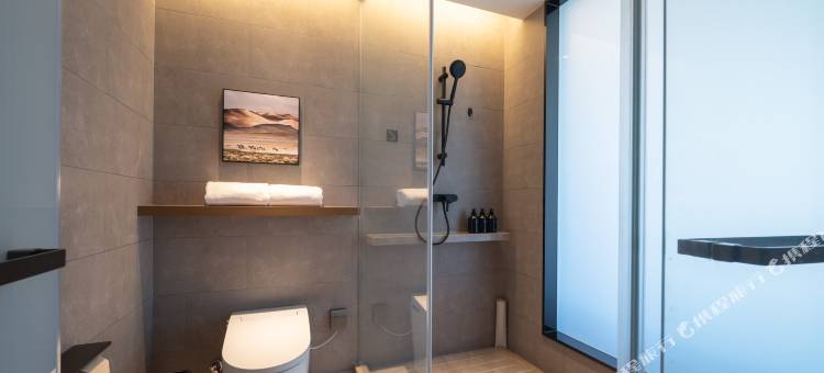 伊宁市行政服务中心广东路亚朵酒店图片