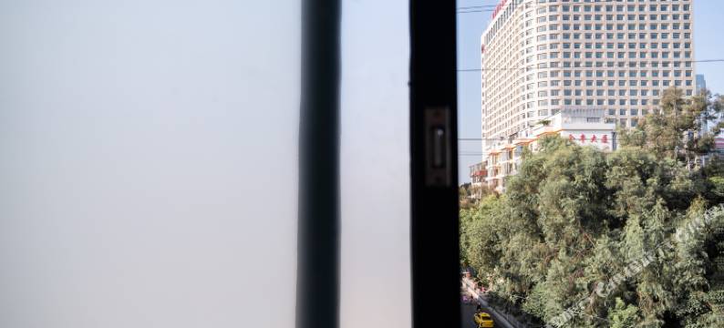 广州天河阳光公寓(员村地铁站店)图片